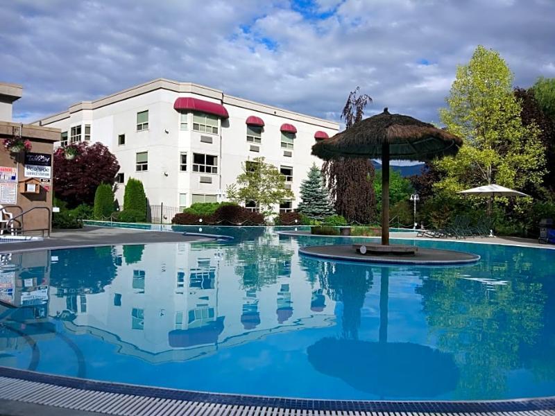 Hilltop Inn - Salmon Arm Εξωτερικό φωτογραφία