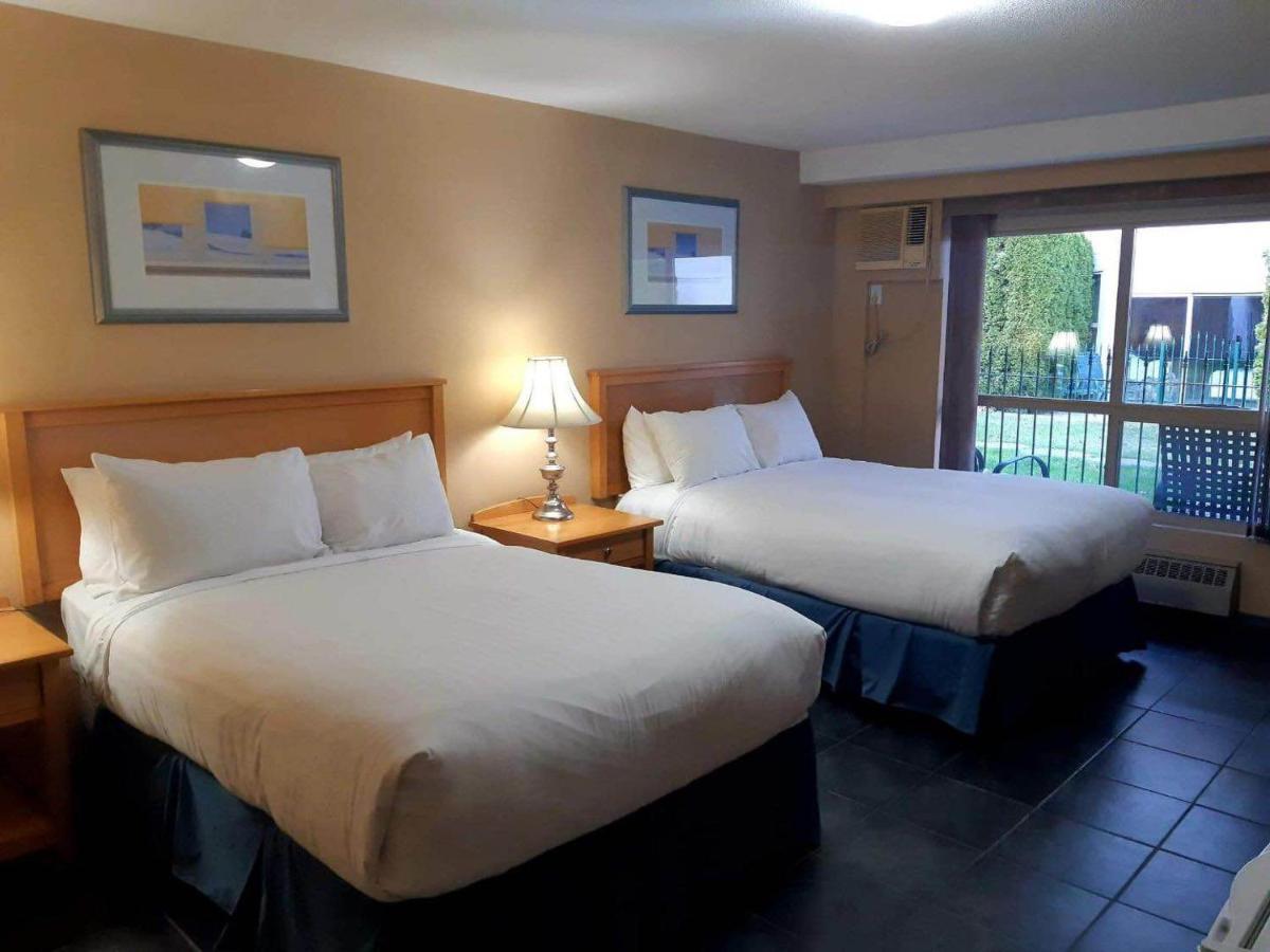 Hilltop Inn - Salmon Arm Εξωτερικό φωτογραφία